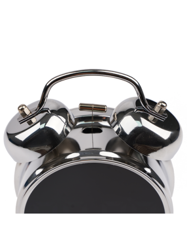 Réveil digital avec gros chiffres style rétro