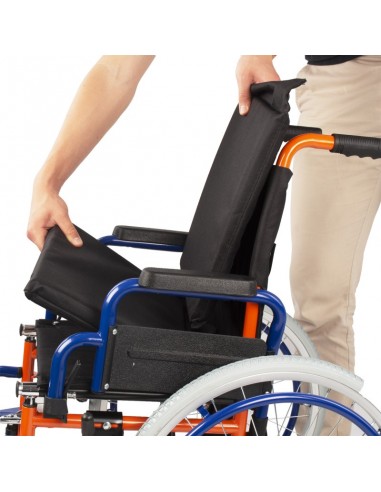 Fauteuil roulant pour enfant